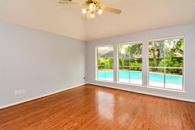 Foto del edificio - 1638 Almond Brook Ln
