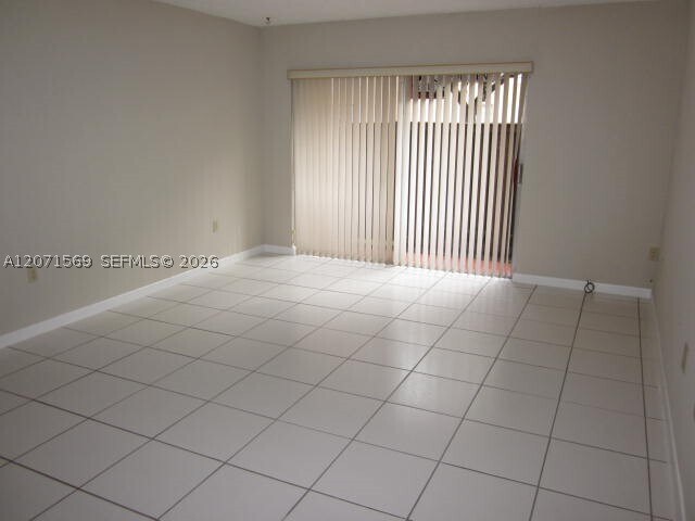 Foto del edificio - 10822 N Kendall Dr
