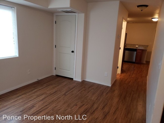 Building Photo - 5524 N Driscoll Blvd