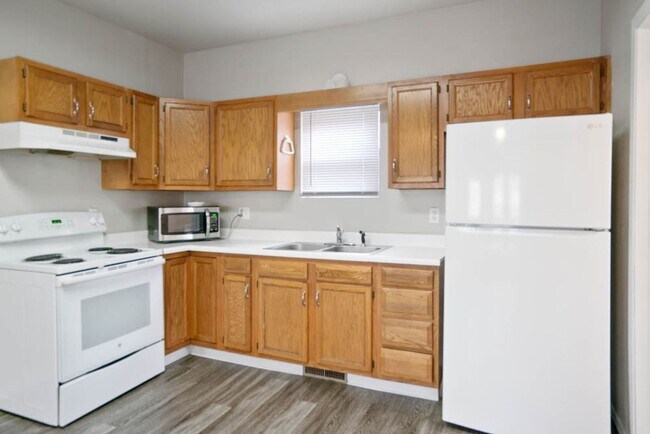 Foto del edificio - 2116 - 2118 College St - Cedar Falls