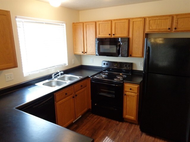 Building Photo - 13631 Clipper Ridge Way