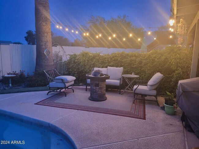 Foto del edificio - 607 N Palm Cir