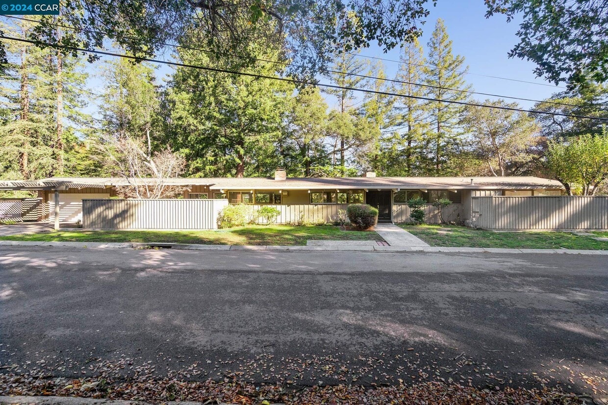 2 Dos Encinas, Orinda, CA 94563 House Rental in Orinda, CA