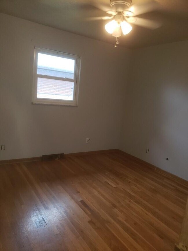 Building Photo - 4756 Dechant Road