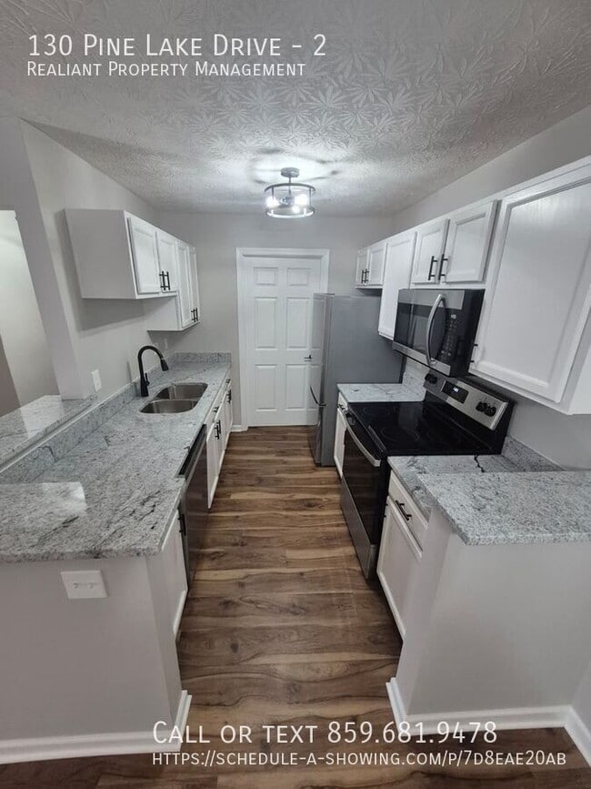 Foto del edificio - 130 Pine Lake Dr