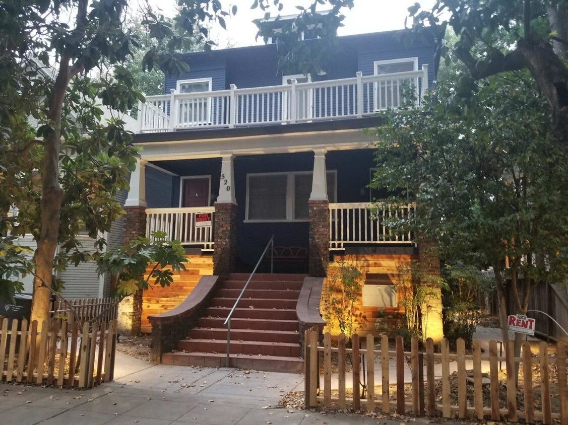 Beautiful Edwardian Building - 520 10th St