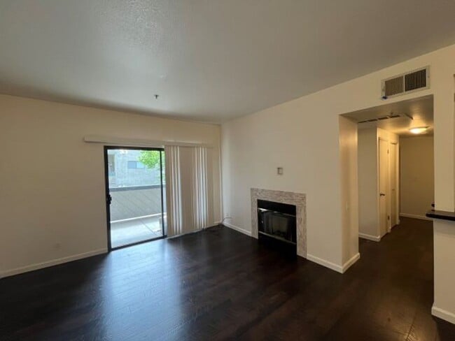 Foto del edificio - Upgrade 2Bed 2Bath Condo