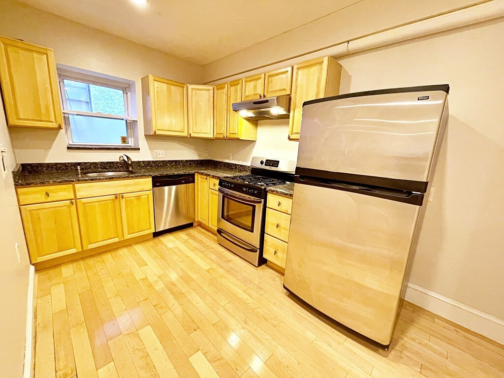 170-cottage-st-unit-101-boston-ma-02128-apartments-in-boston-ma