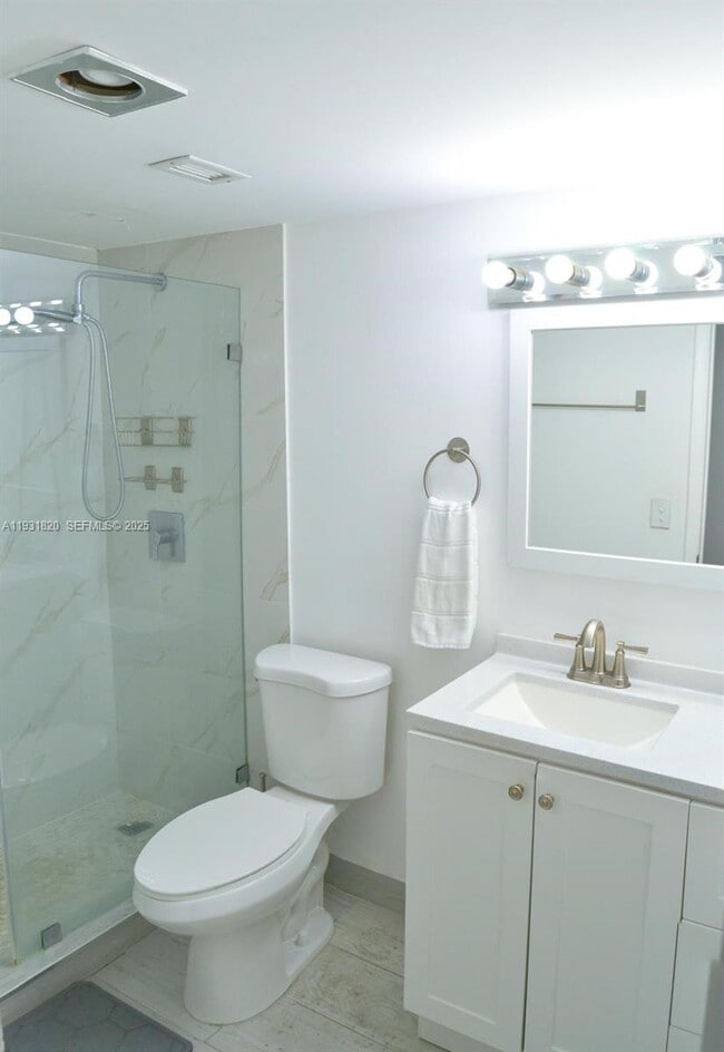 Foto del edificio - 1470 NE 125th Terrace