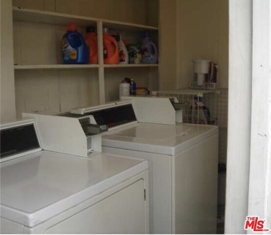 Foto del edificio - 1477 W 29th St
