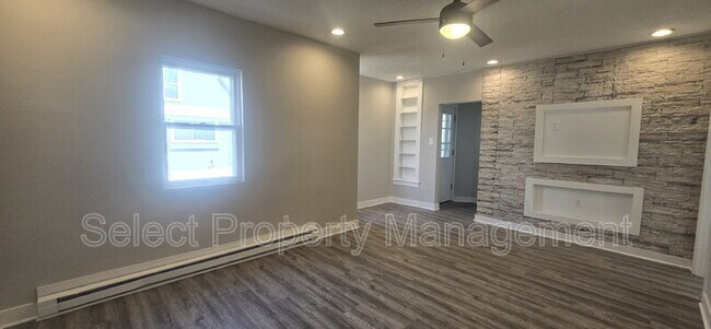 Foto del edificio - 1235 Huestis Ave