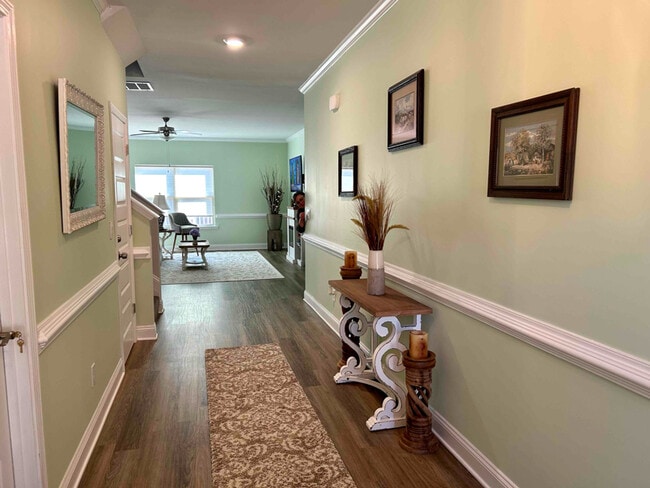 Building Photo - 607 Alcovy River Dr