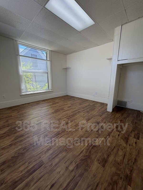 Foto del edificio - 1227 12th Ave