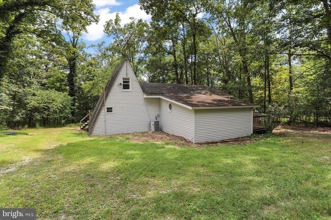 Building Photo - 555 McGlaughlin Rd
