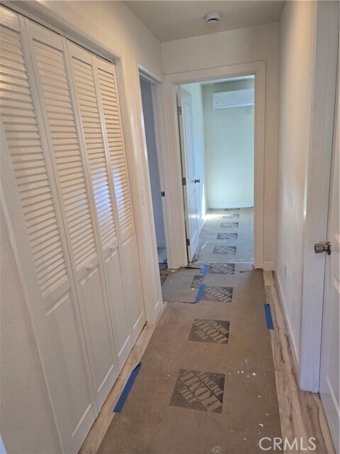 Foto del edificio - 999 Long Beach Blvd