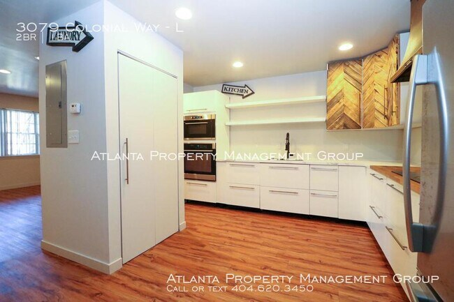 Building Photo - 3079 Colonial Way