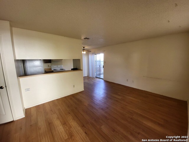 Building Photo - 11611 Capotillo St