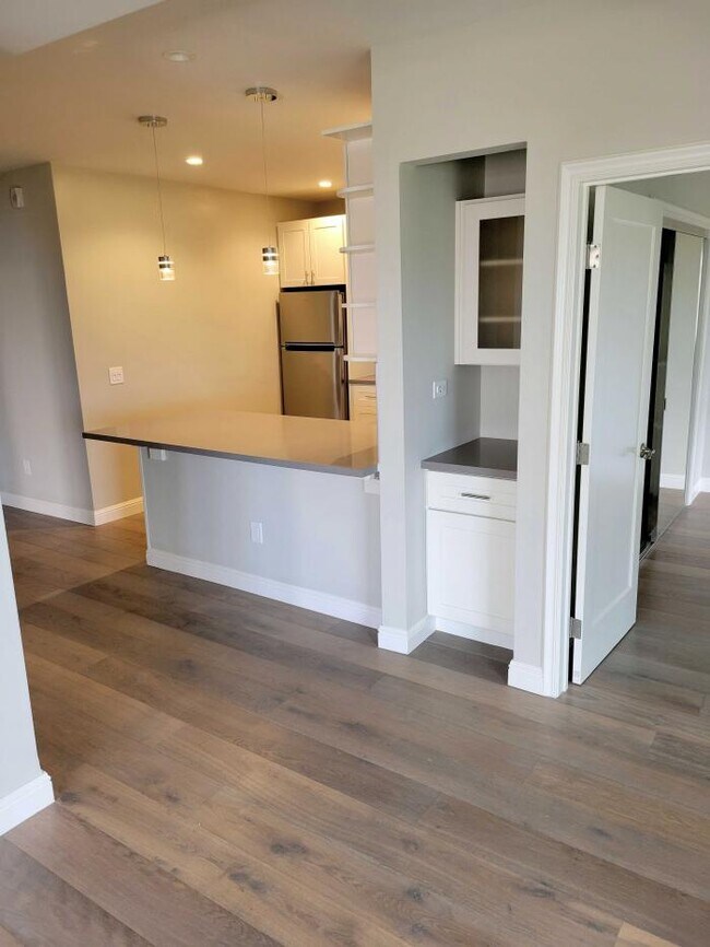 Building Photo - 2 bedroom in San Francisco CA 94109