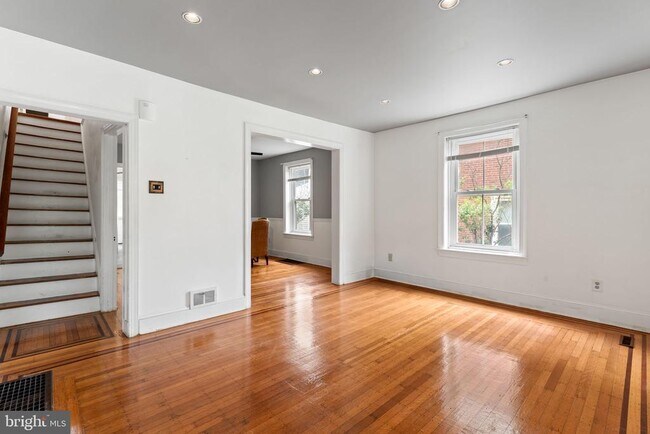 Foto del edificio - 809 Ardmore Ave