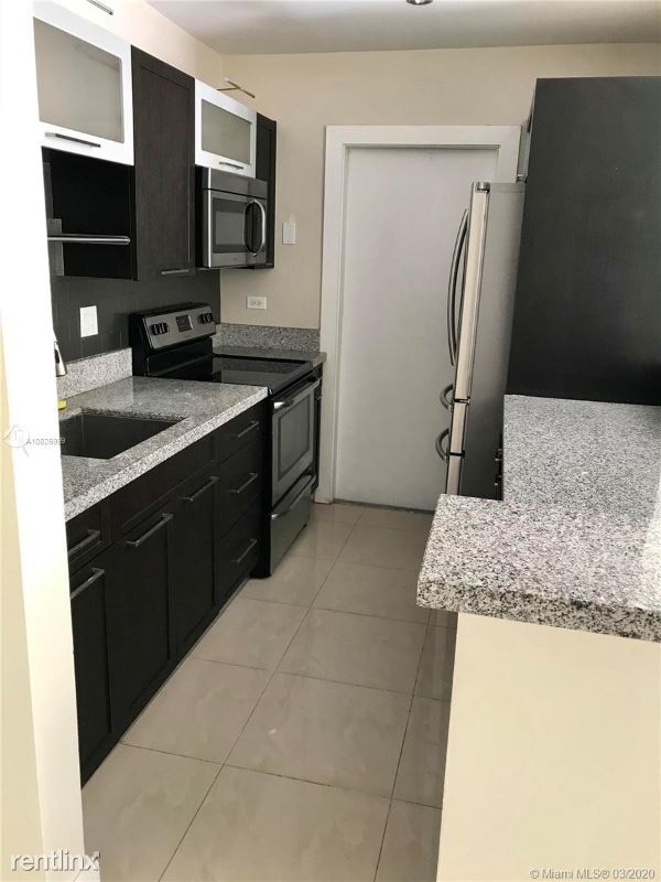 Foto del edificio - 13872 SW 90th Ave