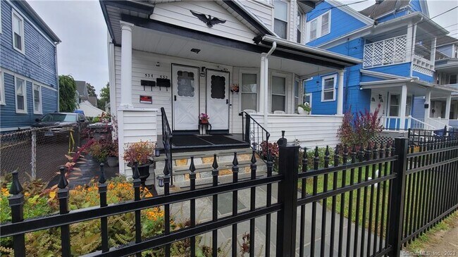 Building Photo - 532 Carroll Ave