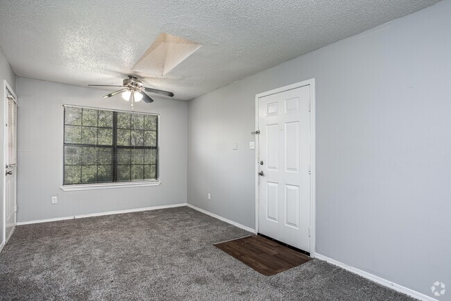 1HAB, 1BA - 710 ft² - The Landings at Rock Creek Apartments