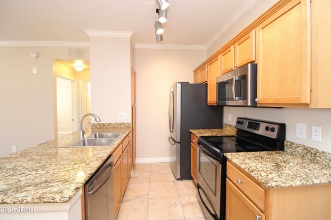 Building Photo - 7009 E Acoma Dr
