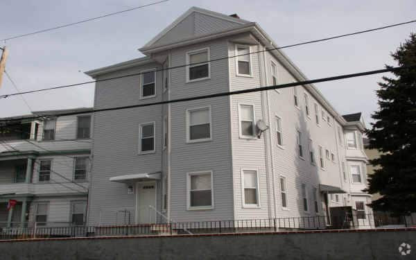 Primary Photo - 168 Covel St