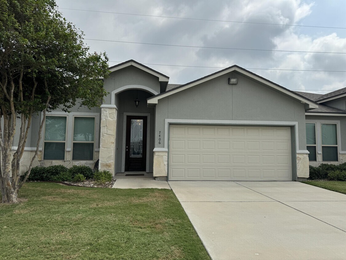 Primary Photo - 7406 San Remo Ct