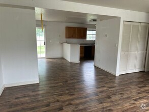 Building Photo - 1127 Glenridge St