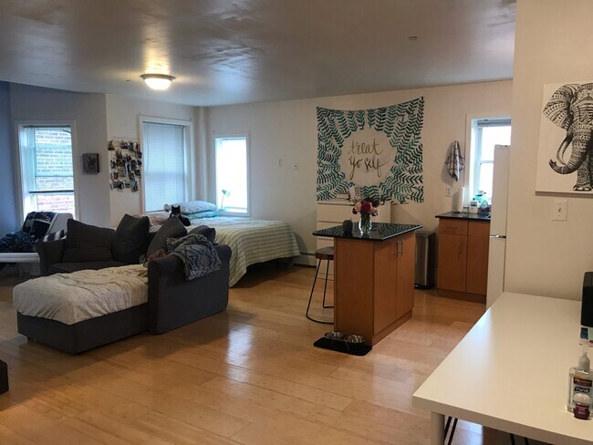 Foto del edificio - 65 Park Dr