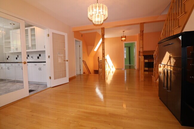 Foto del edificio - 103 University Rd