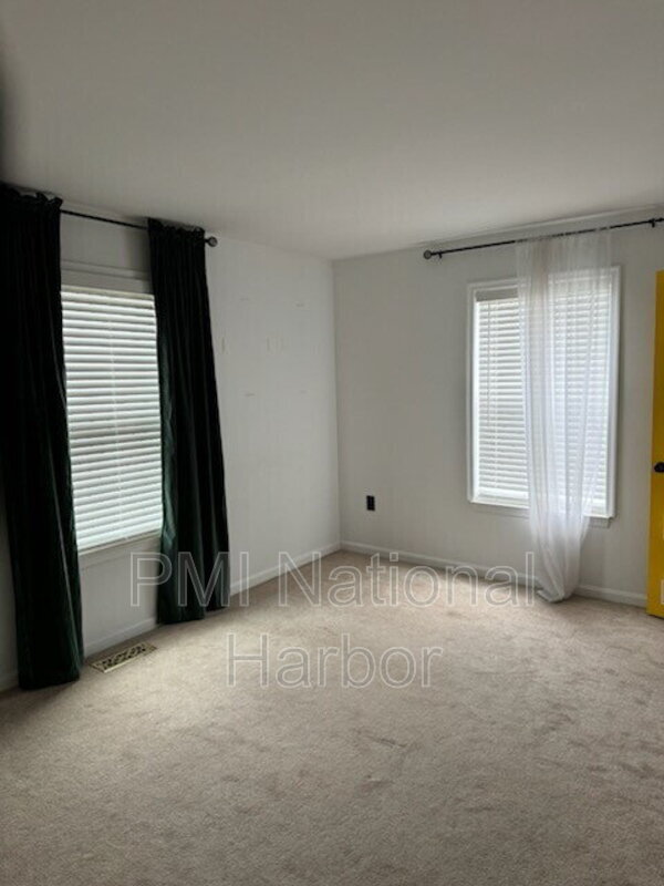 Foto del edificio - 10713 Wembrough Pl