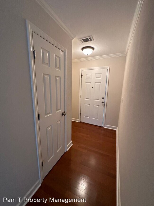 Building Photo - 3 br, 2 bath House - 10 Amelia Ct