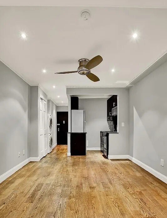 Foto del edificio - 145 E 26th St