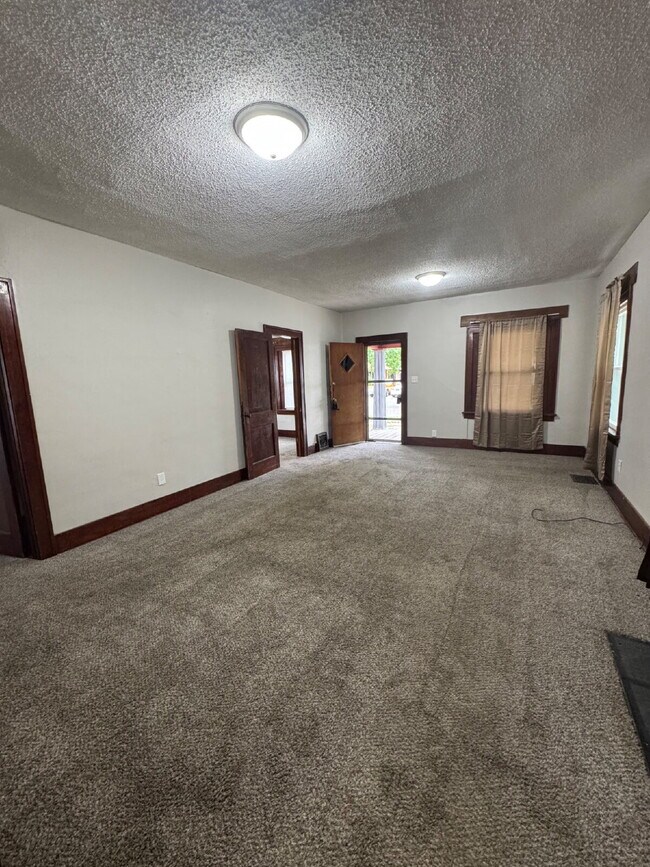 Foto del edificio - "Charming 2-Bedroom Haven in Wichita with ...