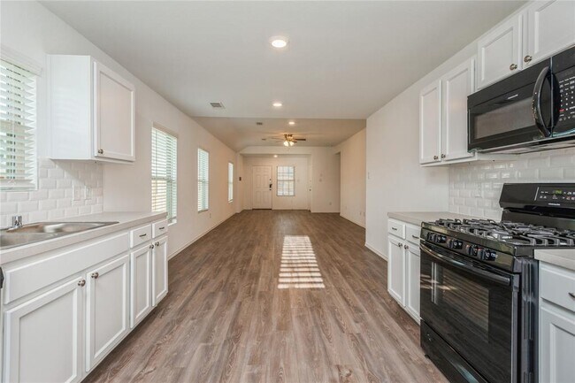Building Photo - 4440 Bethel Colony Trl