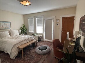 Building Photo - 6 Giles Park