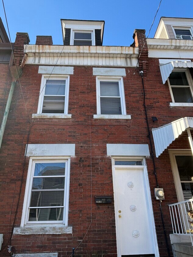 Primary Photo - 4603 Carlton St