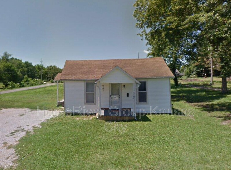 Primary Photo - 2304 Elm St