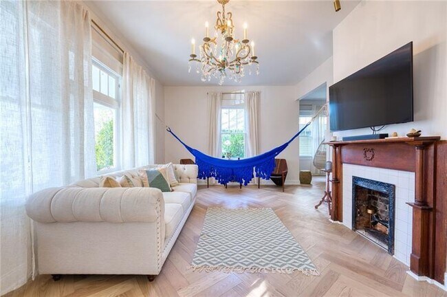 Foto del edificio - 85 Waddell St NE