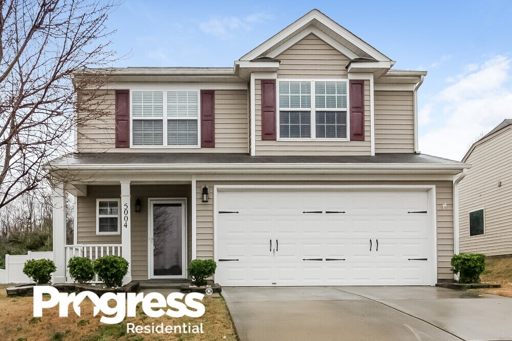 5004 Broad Leaf Ct, Dallas, NC 28034 House for Rent in Dallas, NC