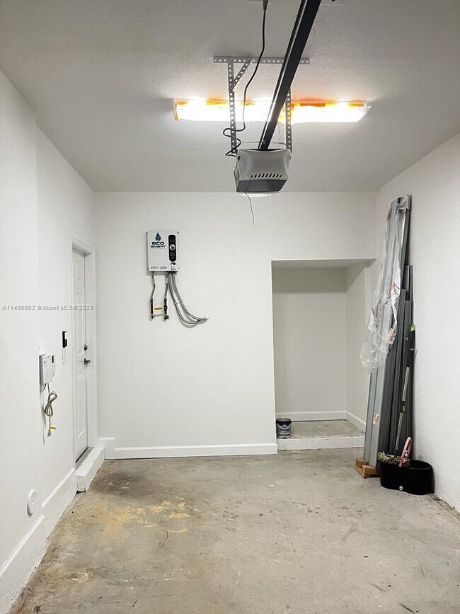 Foto del edificio - 17557 SW 153rd Path