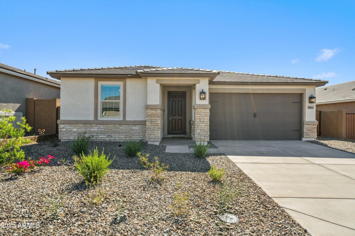 Primary Photo - 48845 LULA St