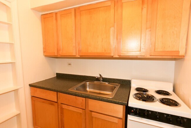 Foto del edificio - 541 W Arlington Pl