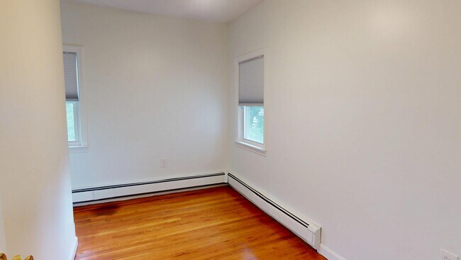 Foto del edificio - 112 Fulton Spring Rd