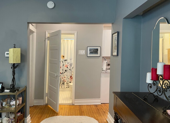 Dining Room to Bathroom - 3901 N Sacramento Ave