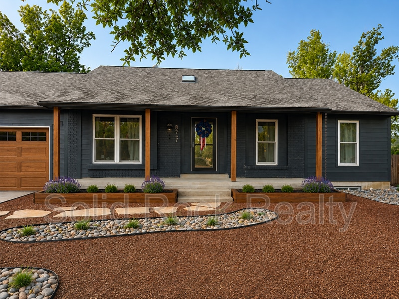 Photo - 87 Saddlemountain Road