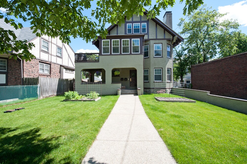 Primary Photo - 287 Mt Auburn St