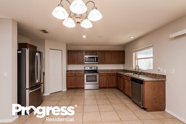 Foto del edificio - 2044 Wavy Leaf Ct